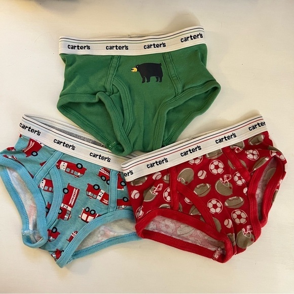 Carter’s Boy’s 3 Pack Cotton Briefs Size 2/3 NWOT - Picture 8 of 8